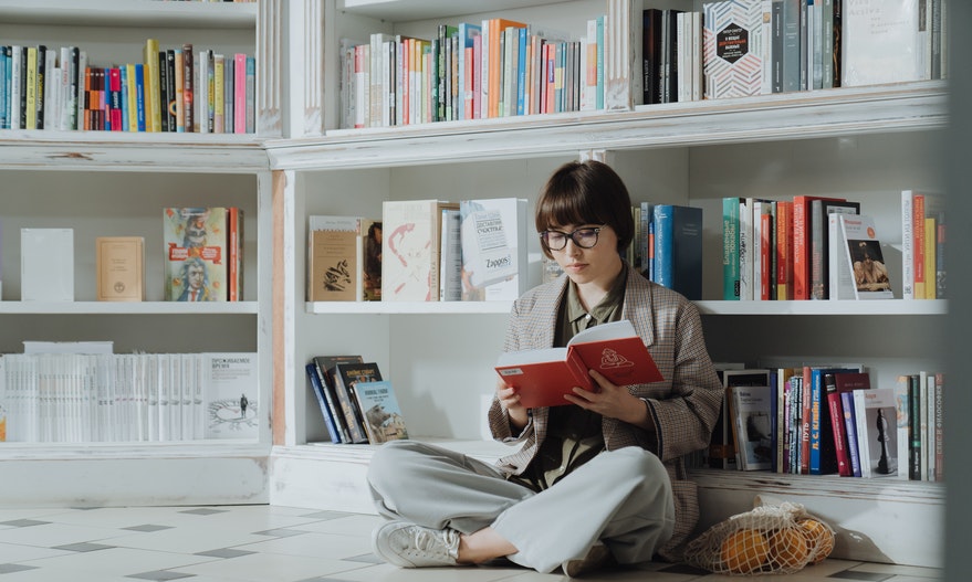 3 Online Book Clubs To Join During Stay-Safe Time At Home